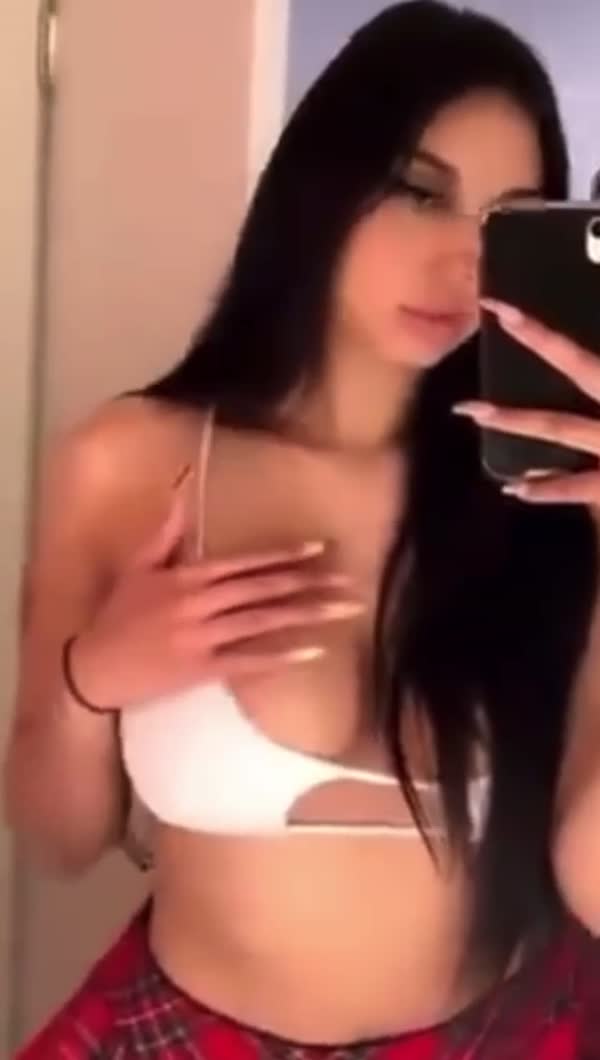 Эшли
