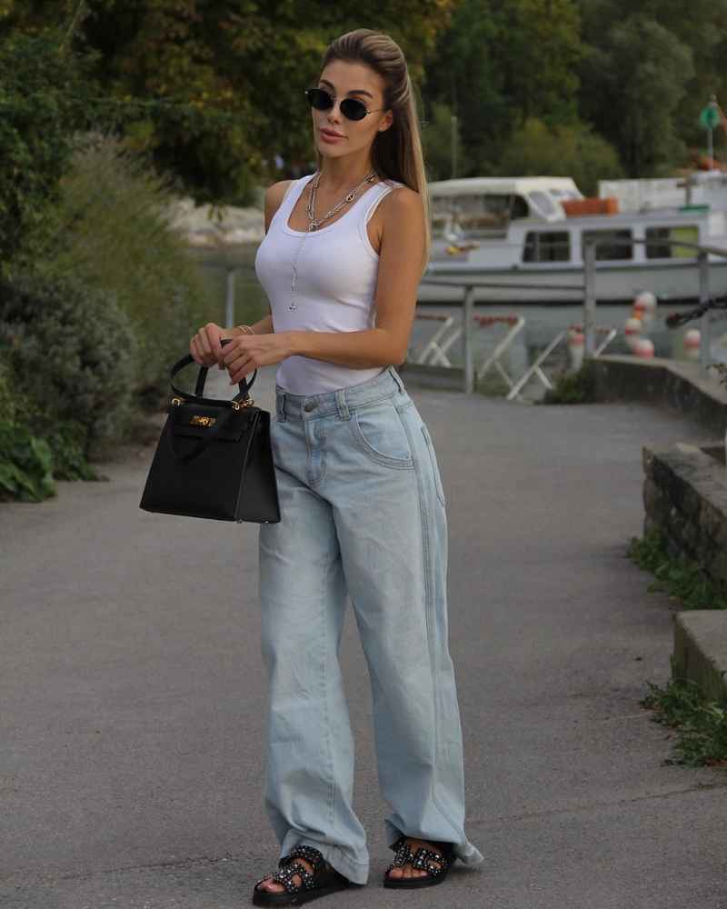 Teona