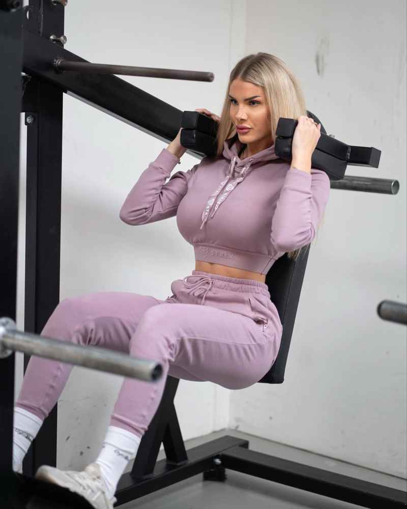 Дина