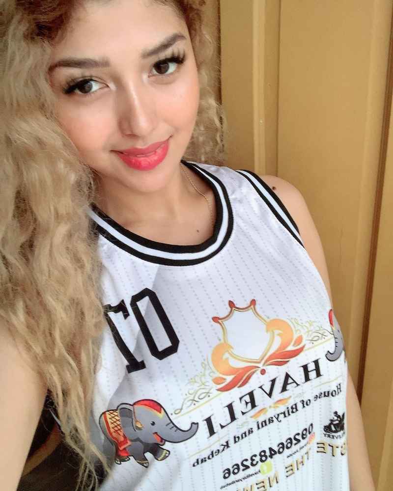 Зена